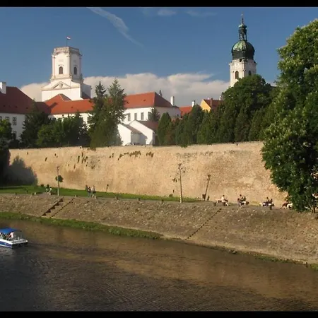 Old Design Studio Apartment Gyor